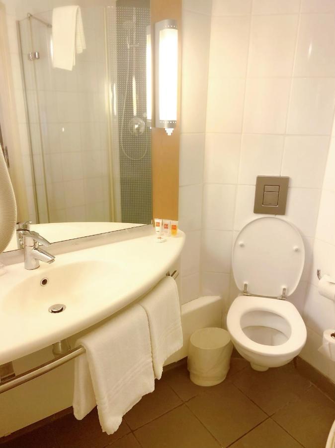 Ibis Lagos Ikeja Exterior foto