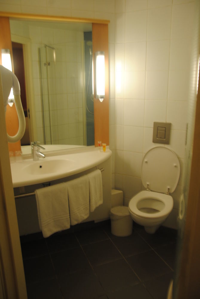 Ibis Lagos Ikeja Exterior foto